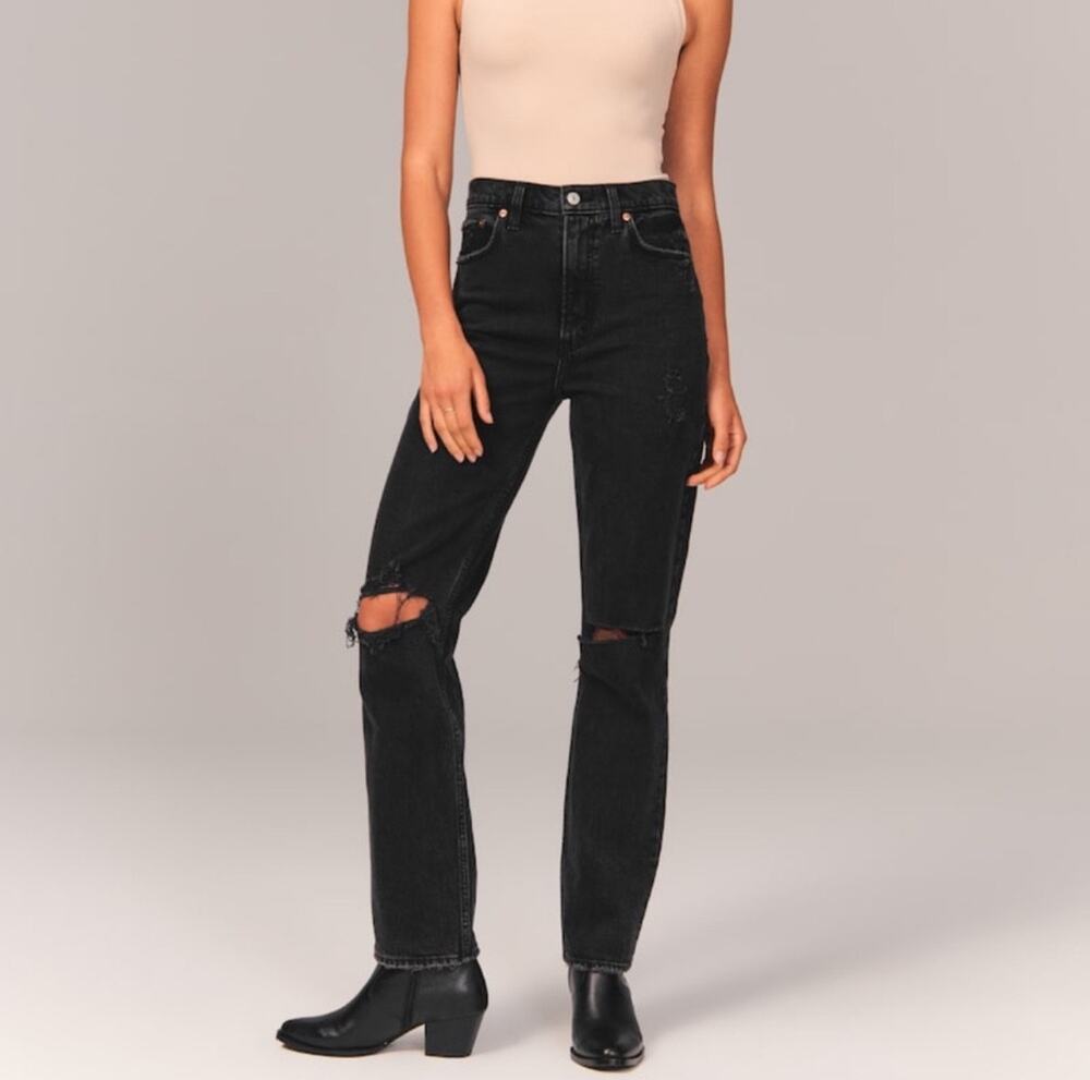 NEW Abercrombie 90s Straight Ultra High Rise Jeans 18/34 Ripped Black